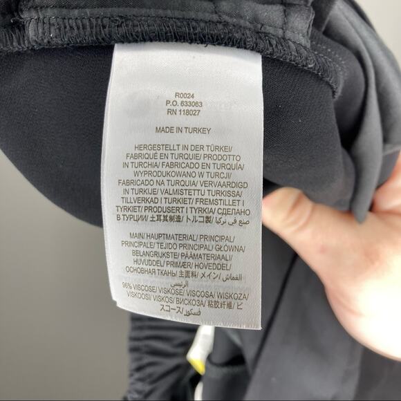 NWT BODEN Albemarle Wide Leg Pants Black 8P Petite Elastic Waist - Picture 5 of 6